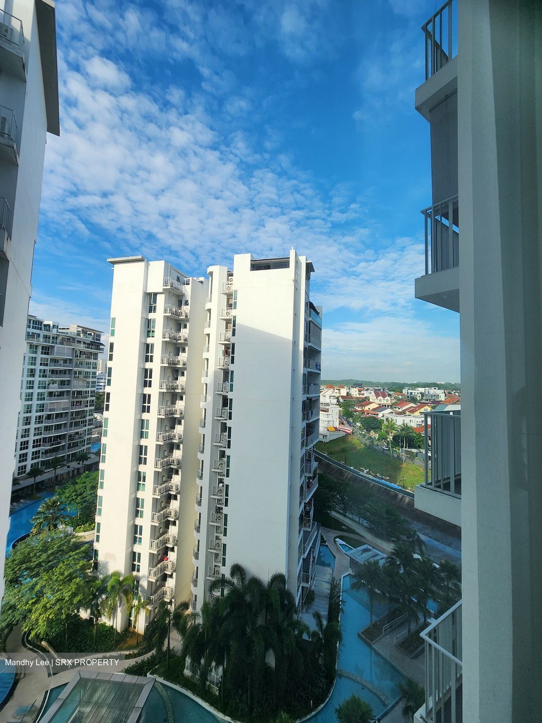 1 Canberra (D27), Condominium #374998501